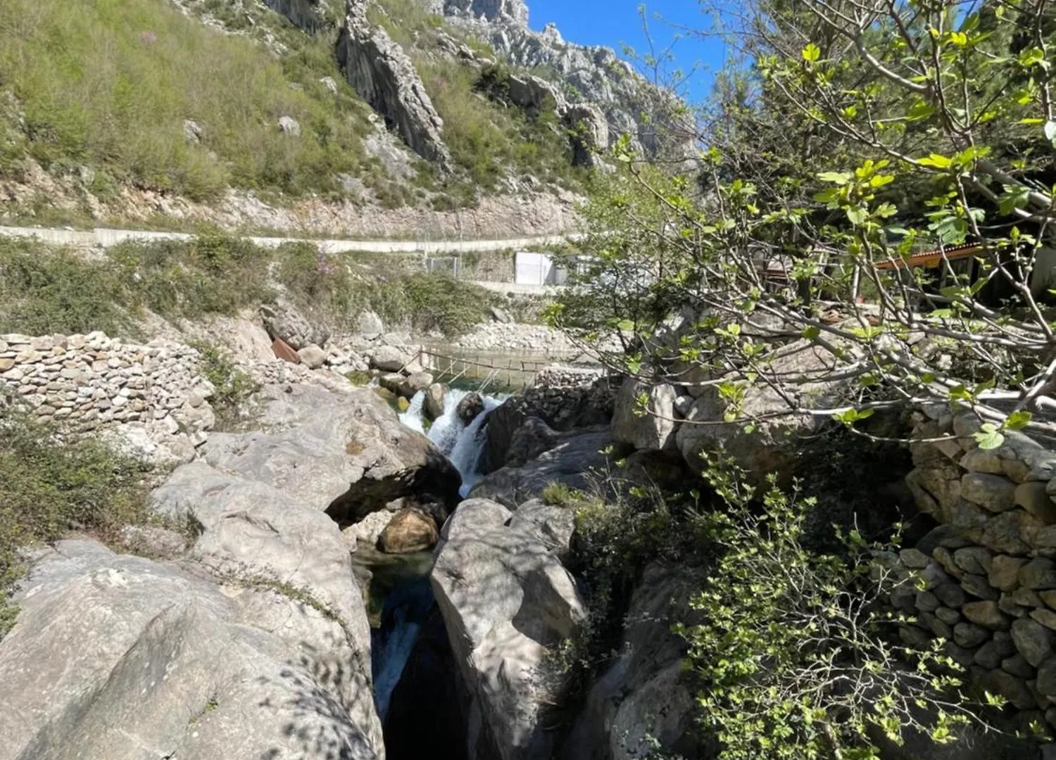 Bovilla Canyon Dajti Hotel