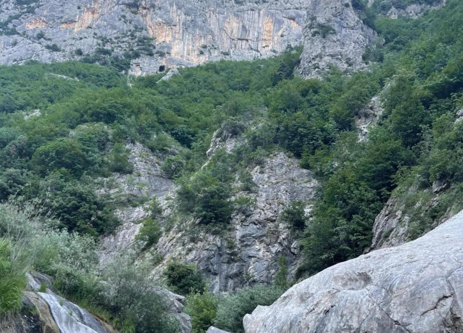 Bovilla Canyon Тирана 3*,  Албания