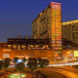 https://al-ghurair-rayhaan-by-rotana.sharjah-hotels.com